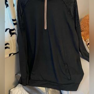 long thin black long sleeve shirt, very comfortable, size XL